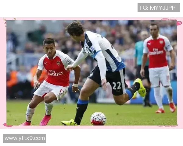 矮个子足球明星的逆袭之路如何打破身高限制成就辉煌职业生涯