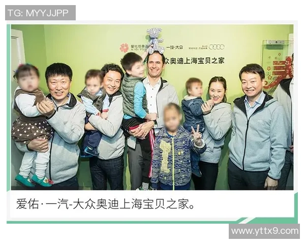 四川足球明星积极捐款助力公益事业展现社会责任感与爱心